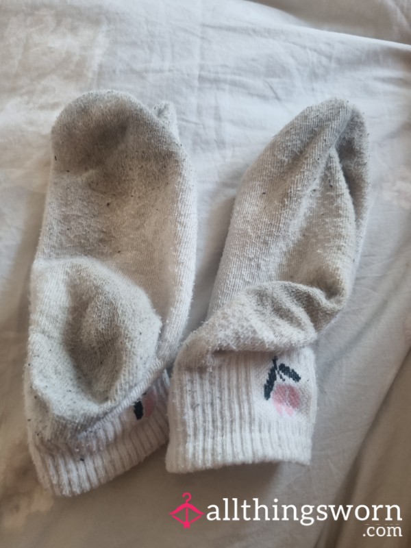 Flower White Ankle Socks W Days Worn ... So Far