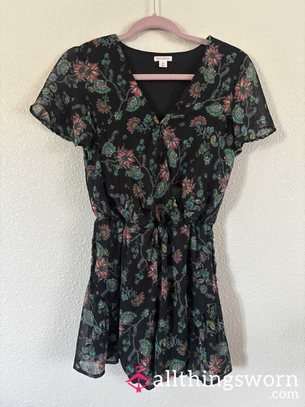 Flowy Black Flor*l Romper