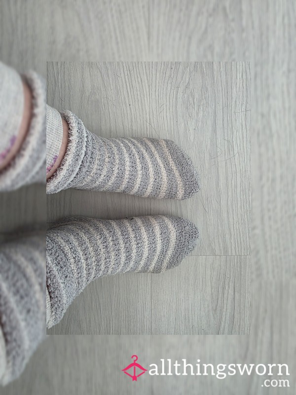 Fluffly Socks.. Ready For You