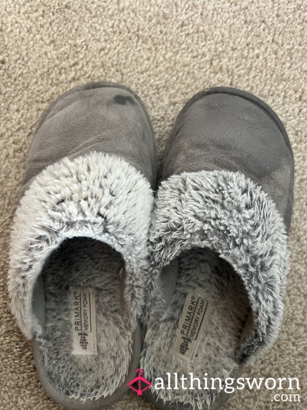 Fluffy 2 Years Old Slippers