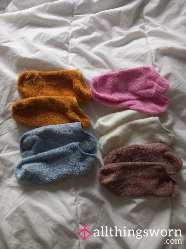 Fluffy Ankle Socks👣🩷
