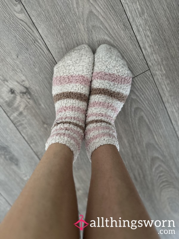Fluffy Bed Socks * SLEPT IN*