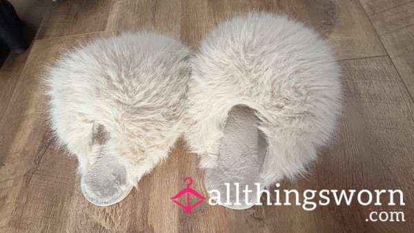 Fluffy Bedroom Slippers-My Feet Have Lived In These