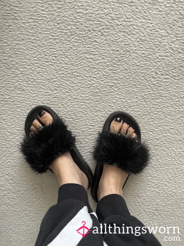 Fluffy Black Sliders