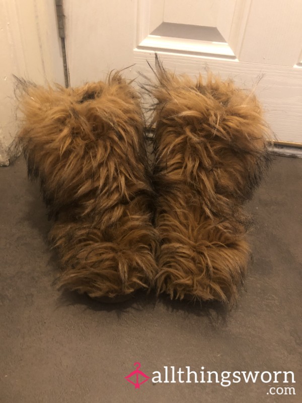 Fluffy Boots