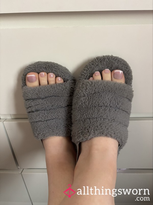Fluffy Grey Slippers