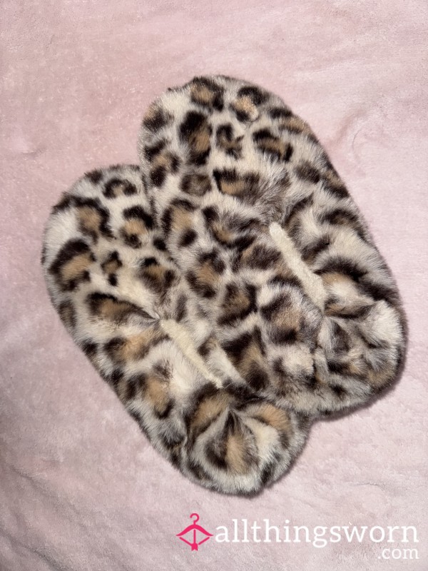 Fluffy Leopard Print Slippers
