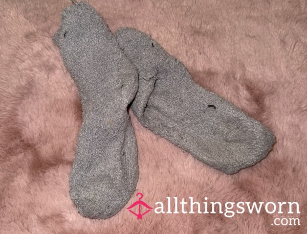 Fluffy Light Grey, Dirty Socks 🧦