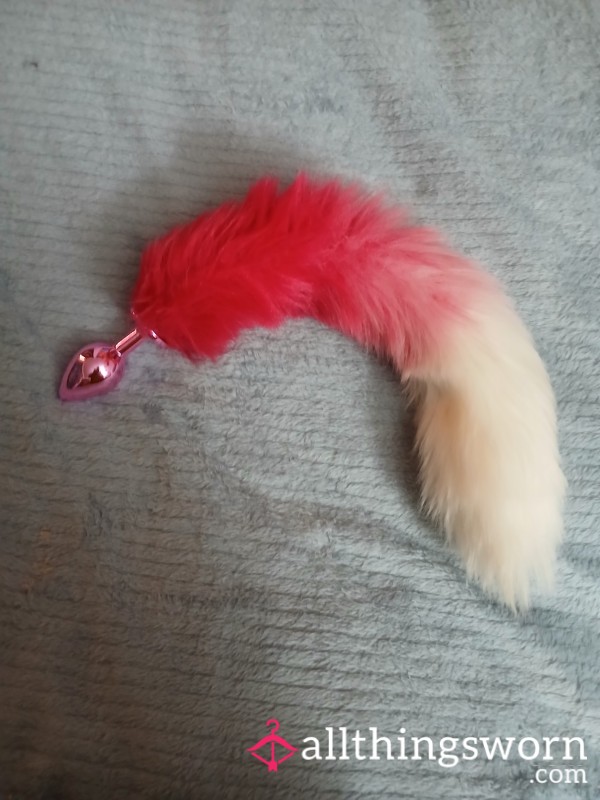 Fluffy, Pink Bu*t Plug Tail
