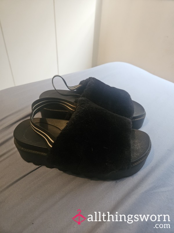 Fluffy Sandles
