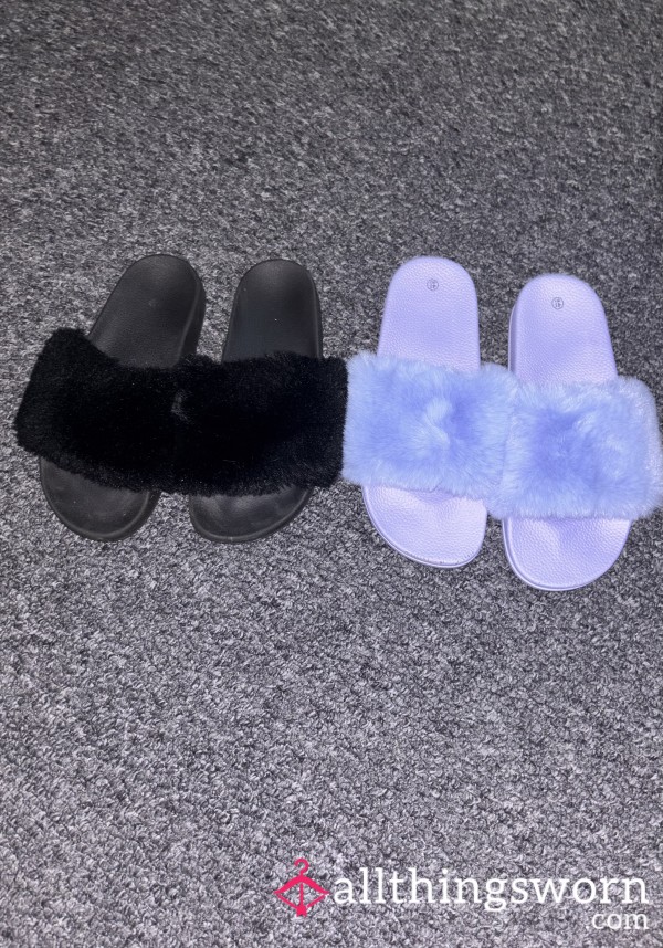 Fluffy Sliders - Black & Lavender