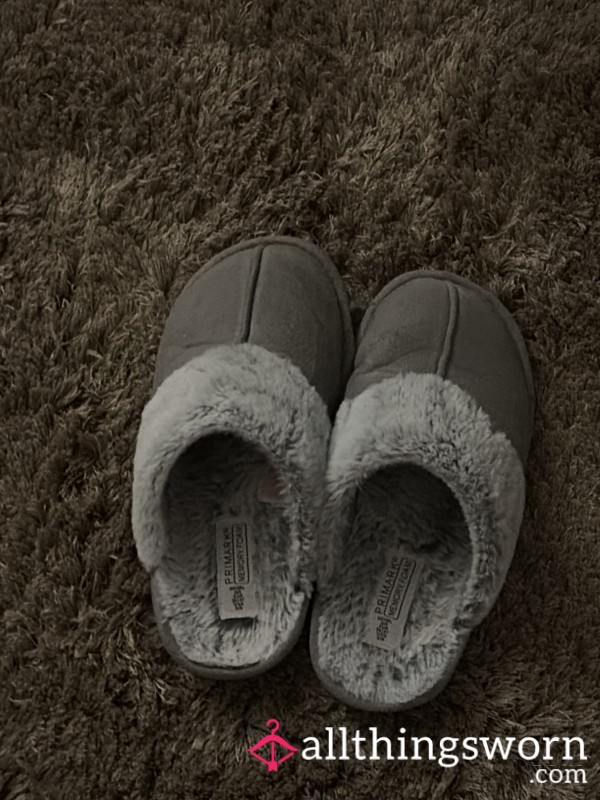Fluffy Slippers Used Around The House - Uk Delivery Included 📦