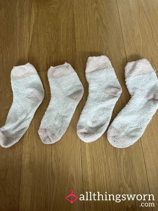Fluffy Sock Duo