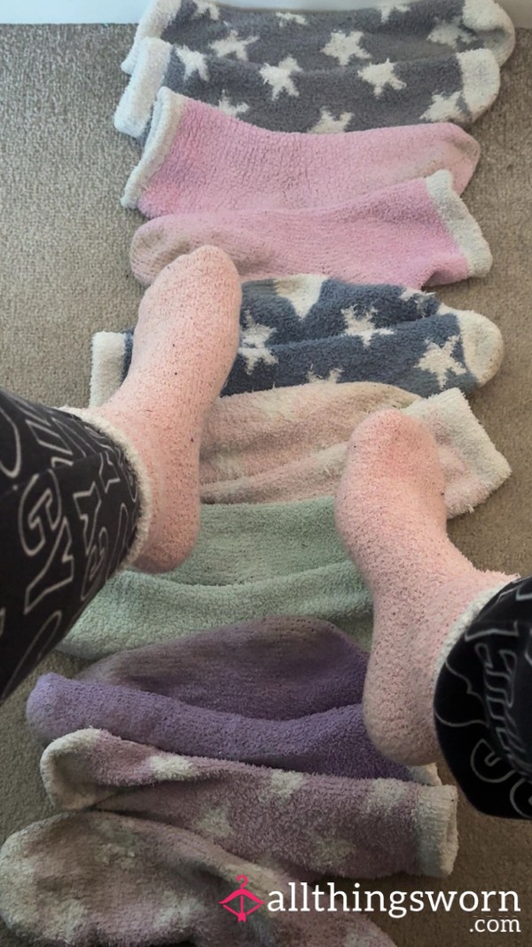 Fluffy Socks 🧦