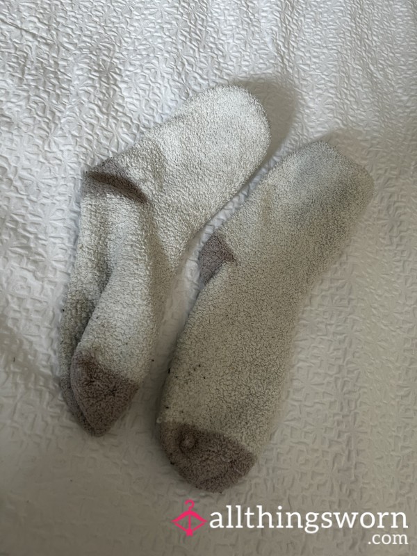 Fluffy Socks🤍
