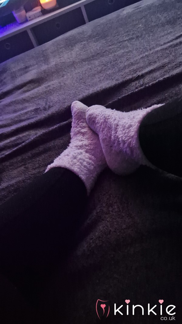 Fluffy Socks On Fluffy Blanket 😈