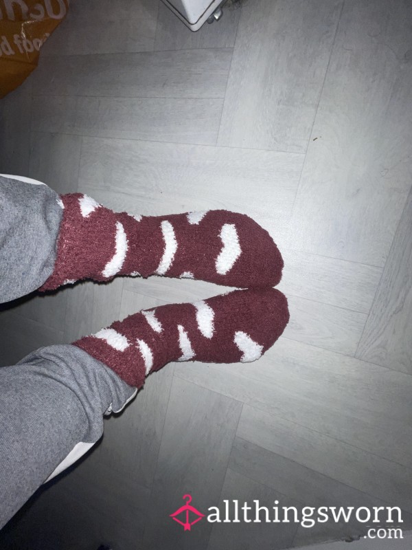 Fluffy Socks To Keep My Toes Warm 🥵