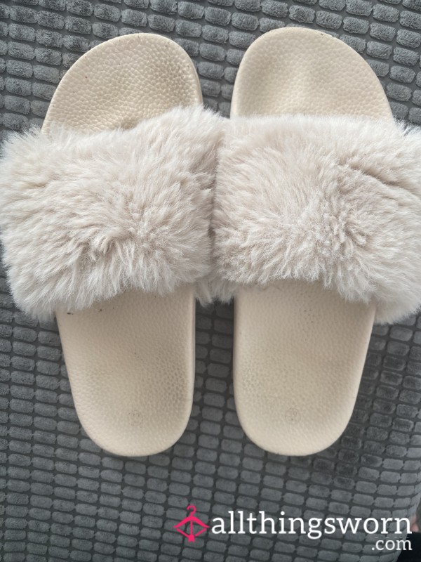 Fluffy Stinky Sliders