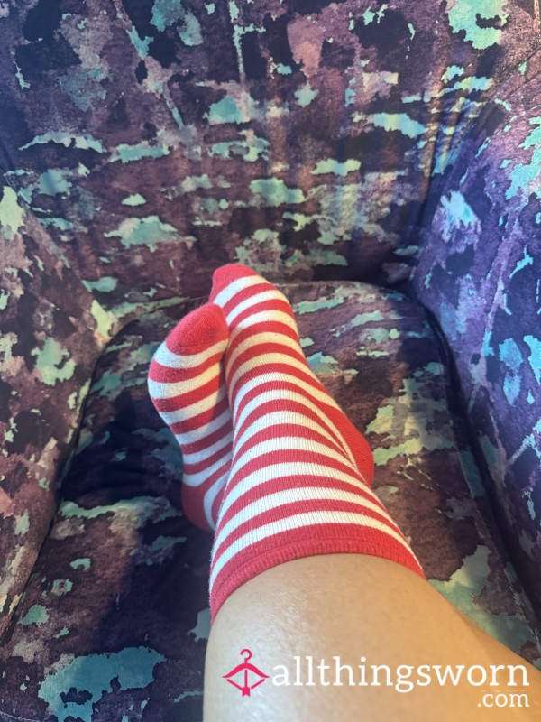 Fluffy Where’s Wally Socks