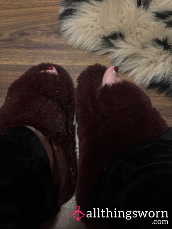 Fluffy Worn Slippers