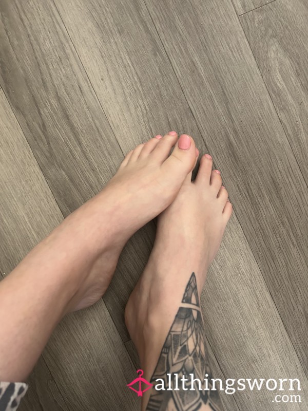 FOOD CRUSHING🦶🎂