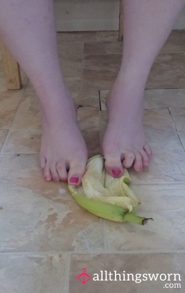 Food Play Banana Foot Crushing