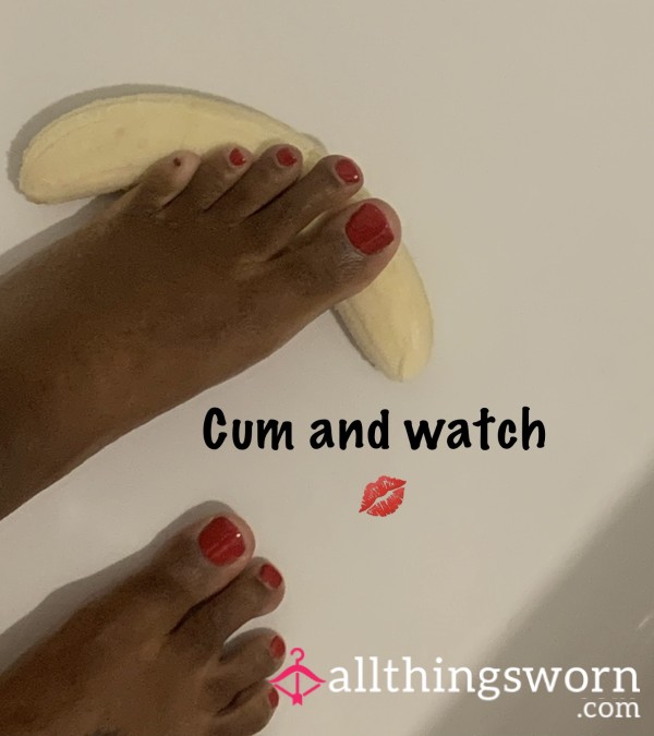 Foot And Food Fetish 🤤