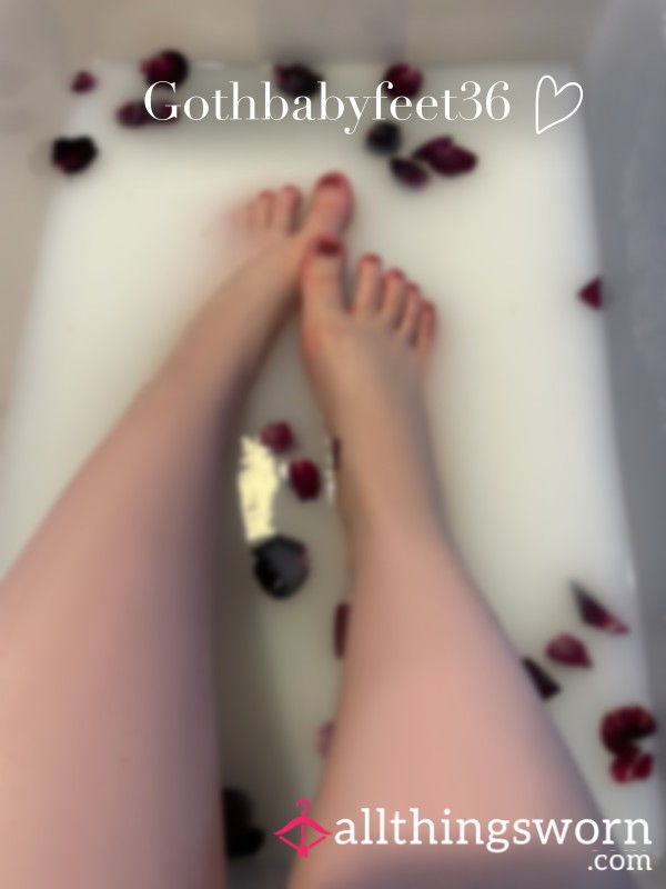 Foot Bath With Milk And Roses