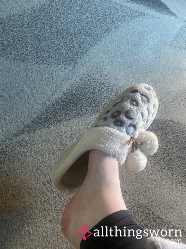 Foot Dangle With Well Worn Slippers 🥿 🦶