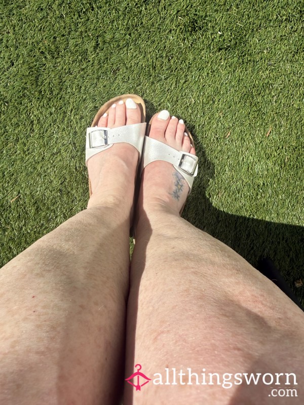 Shoe Dangling