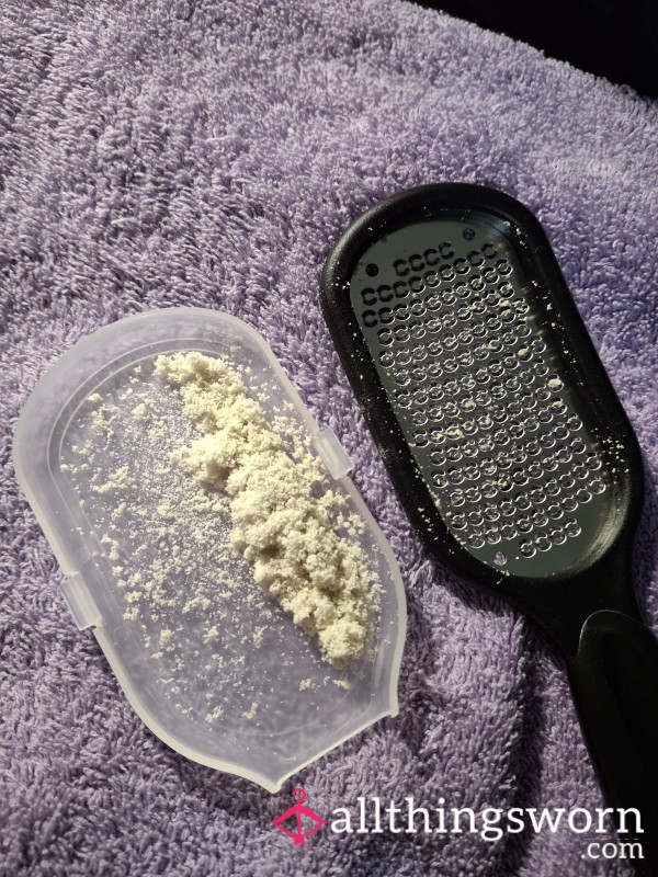 Foot Dust From My P**r Dry Feet