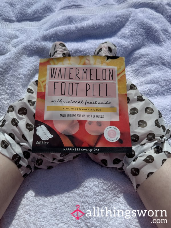 Foot Exfoliating P**l Socks Used By Me