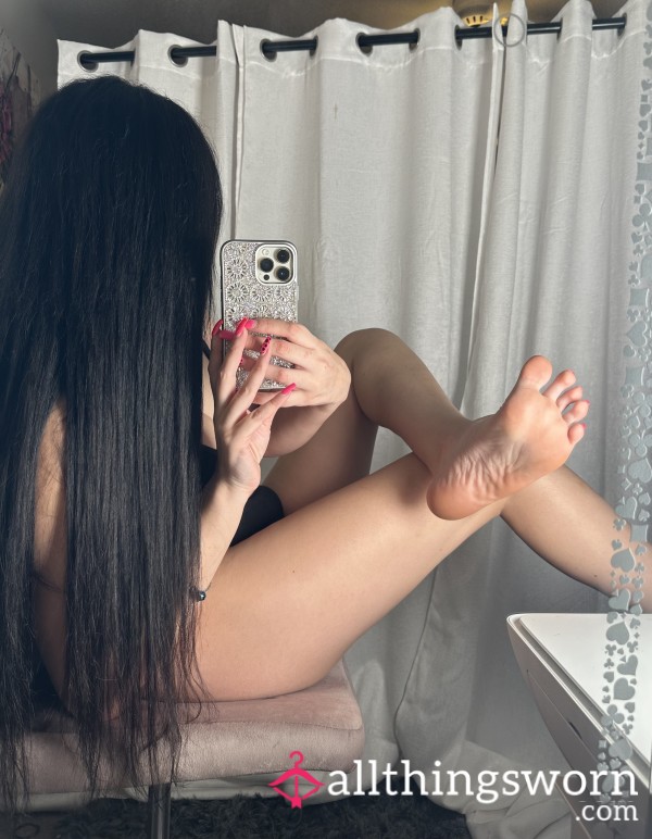 ʚ FOOT FETISH CUSTOM VIDEOS ᰔ