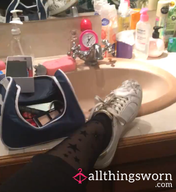 Getting Ready: 3 Girls, Heels On & Lips Glossy 💄👠
