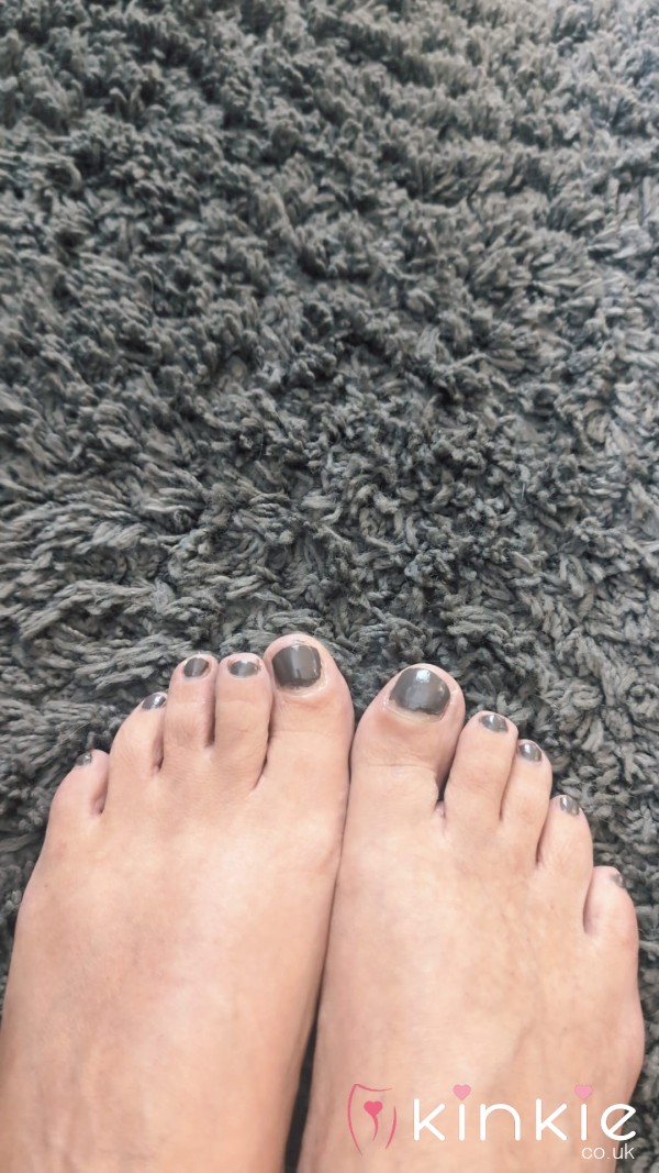 Foot Fetish, I'm Your Gal 😏