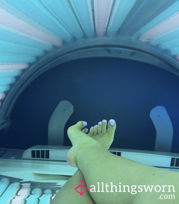FOOT FOCUSED SUNBED 😍 | ThatLuxeBabe