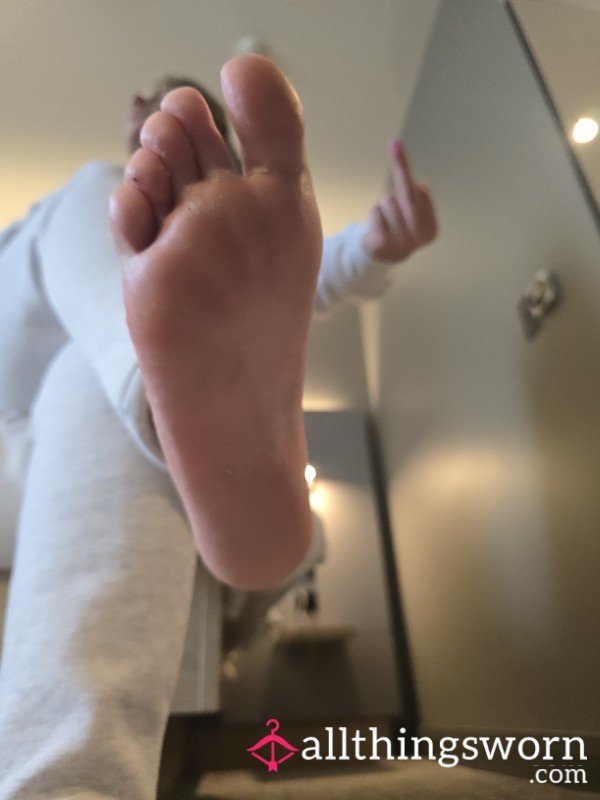 Foot Ignore Call 5 Mins