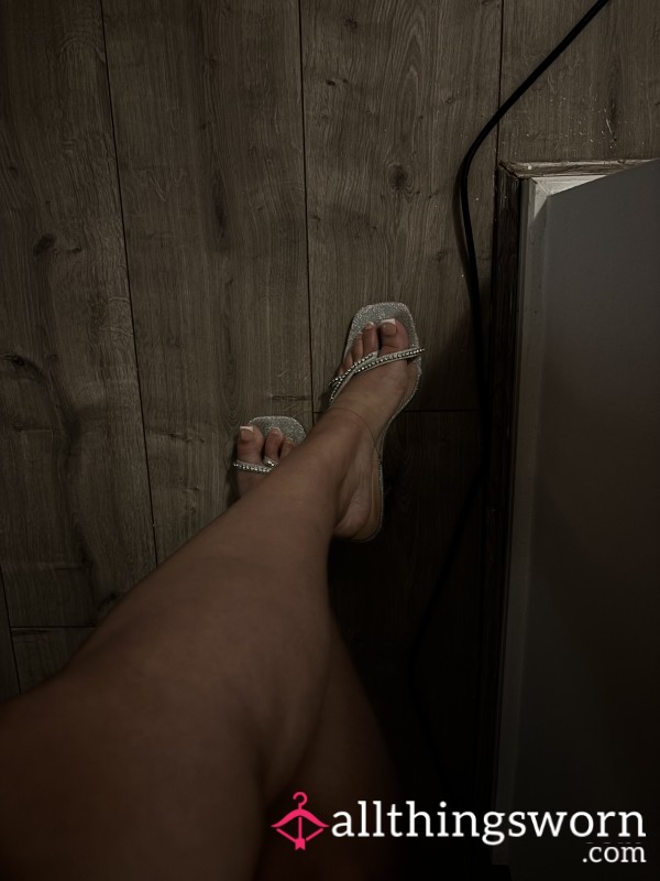 Foot Ignore Call With Pretty French Tip Toes