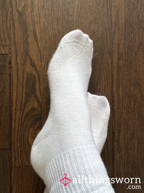 Foot Ignore Call – You Watch, I Don’t Care