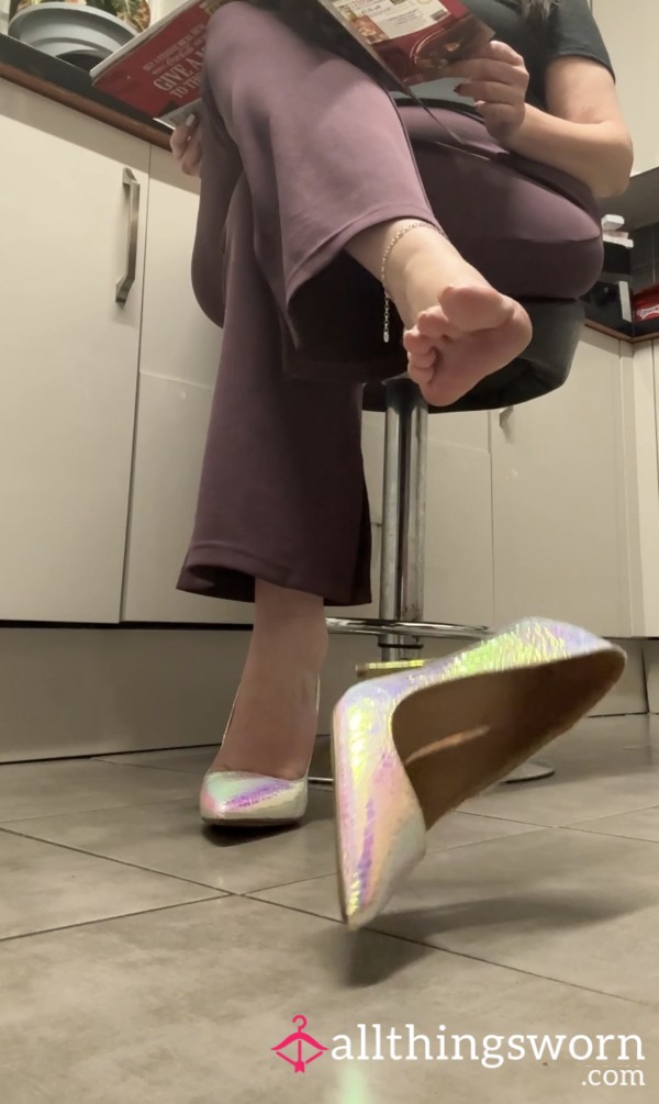 Foot Ignore Video With A Dangle And Drop Of My High Heels