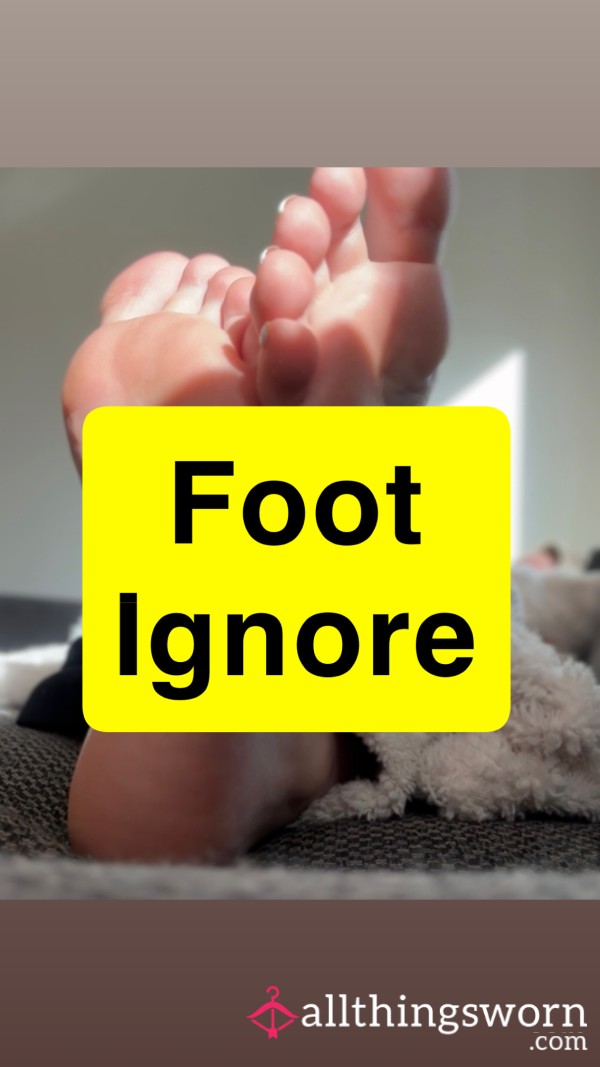 Foot Ignore While I Watch The World Cup 💅🏻
