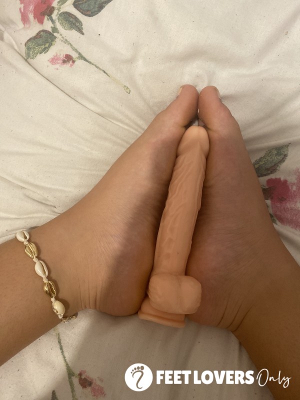 Foot Job? 😉