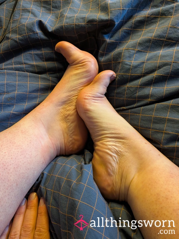 Foot Job 💦💦😈