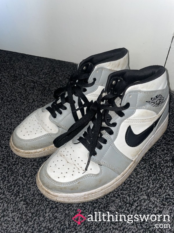 Foot Lover’s Dream – Creased, Sweaty Jordan 1s