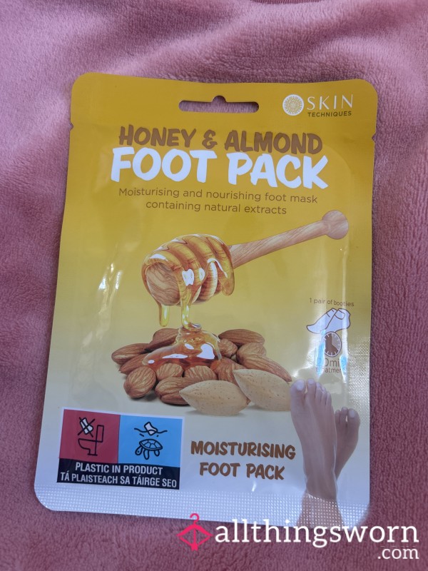 💋Foot Mask👣 Sealed With A Loving Kiss 💋