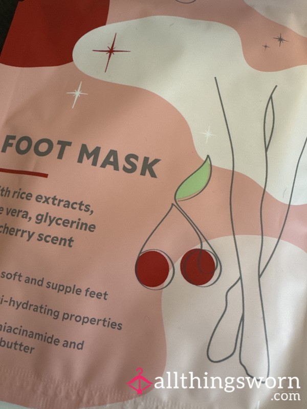 Foot Mask 🍒
