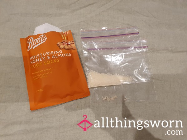 Foot Mask, Clippings And Dust