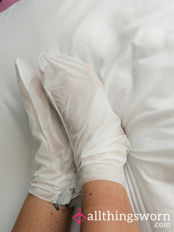Foot Mask Reveal
