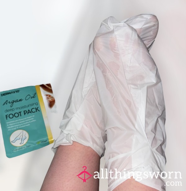Foot Mask Squelching😍