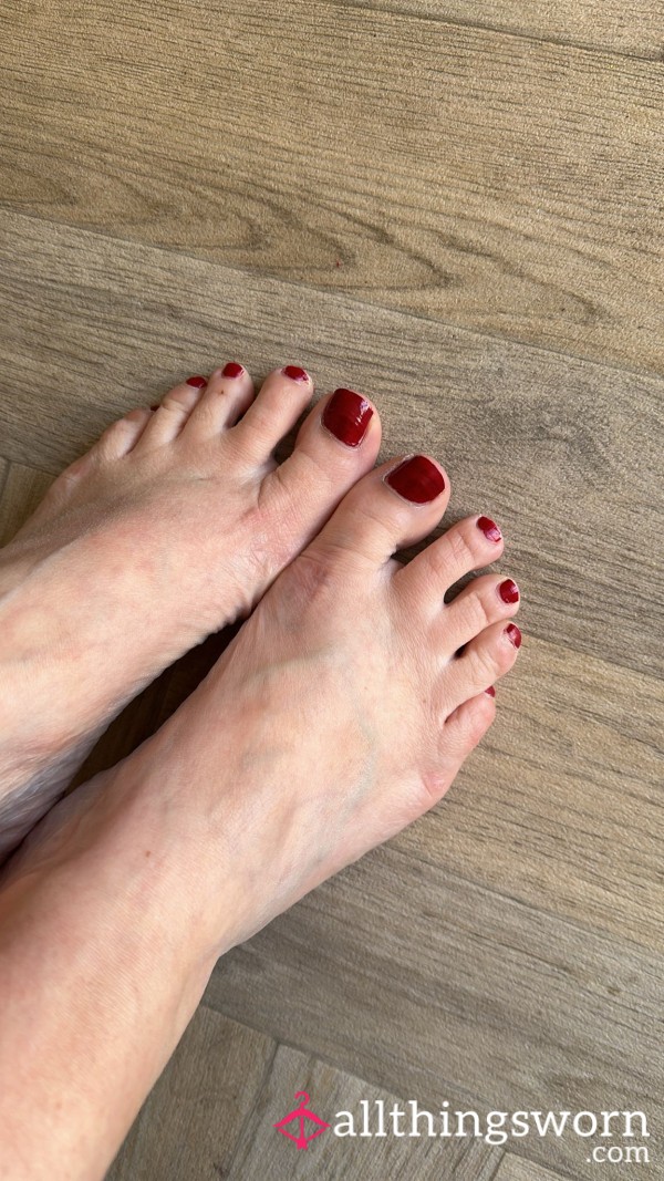 Foot Ma**age